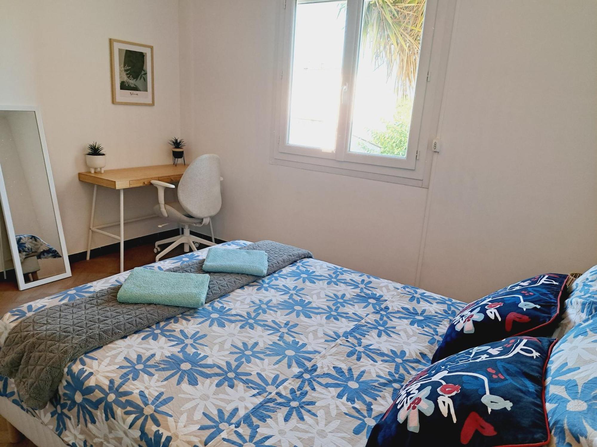 Spacieux Appartement Avec Balcon นาร์บอนน์ ภายนอก รูปภาพ